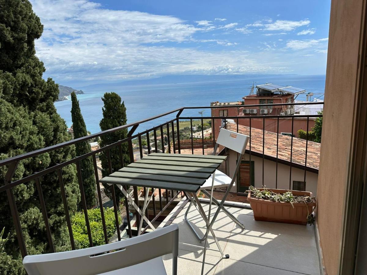 Mira Taormina Rooms Extérieur photo