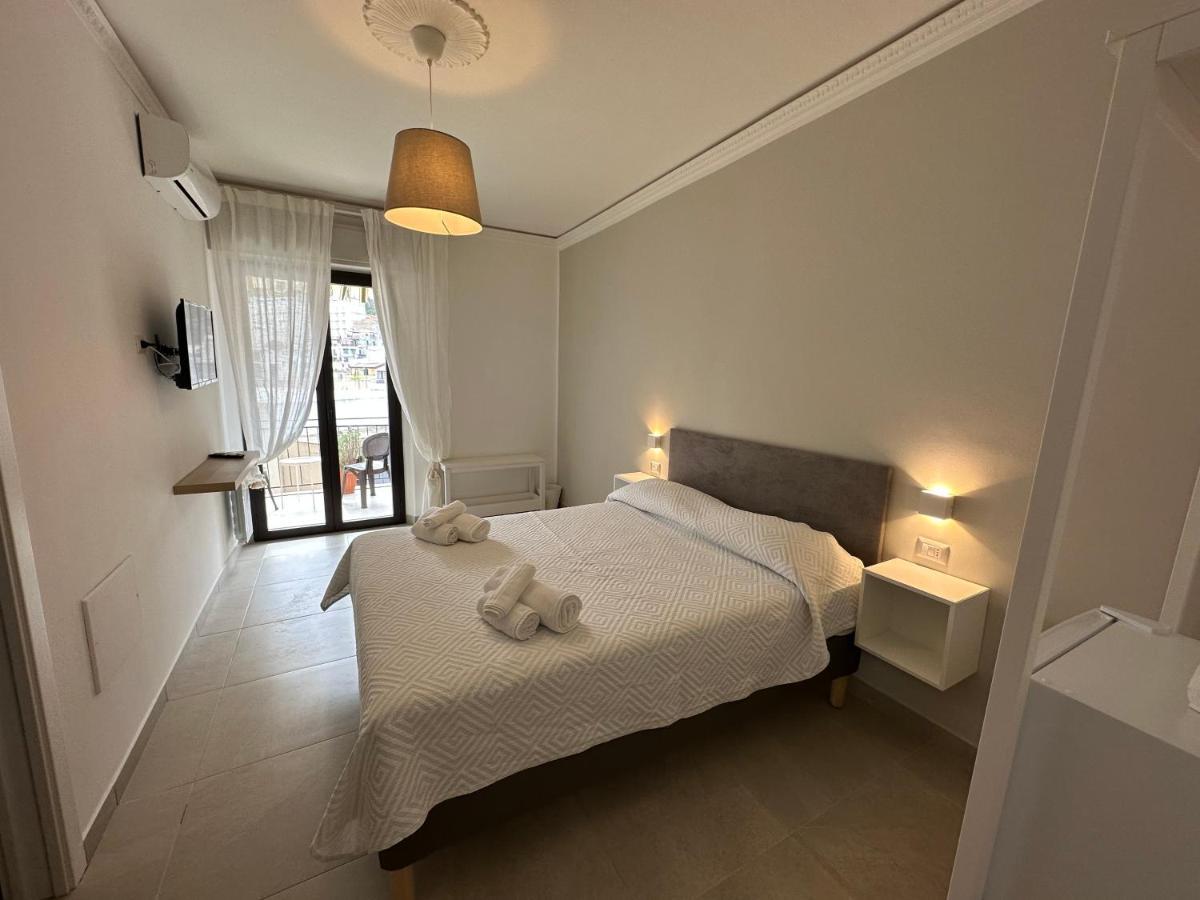 Mira Taormina Rooms Extérieur photo